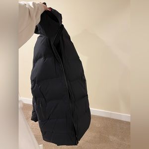 Aritza super puff mid. NWT never worn xs